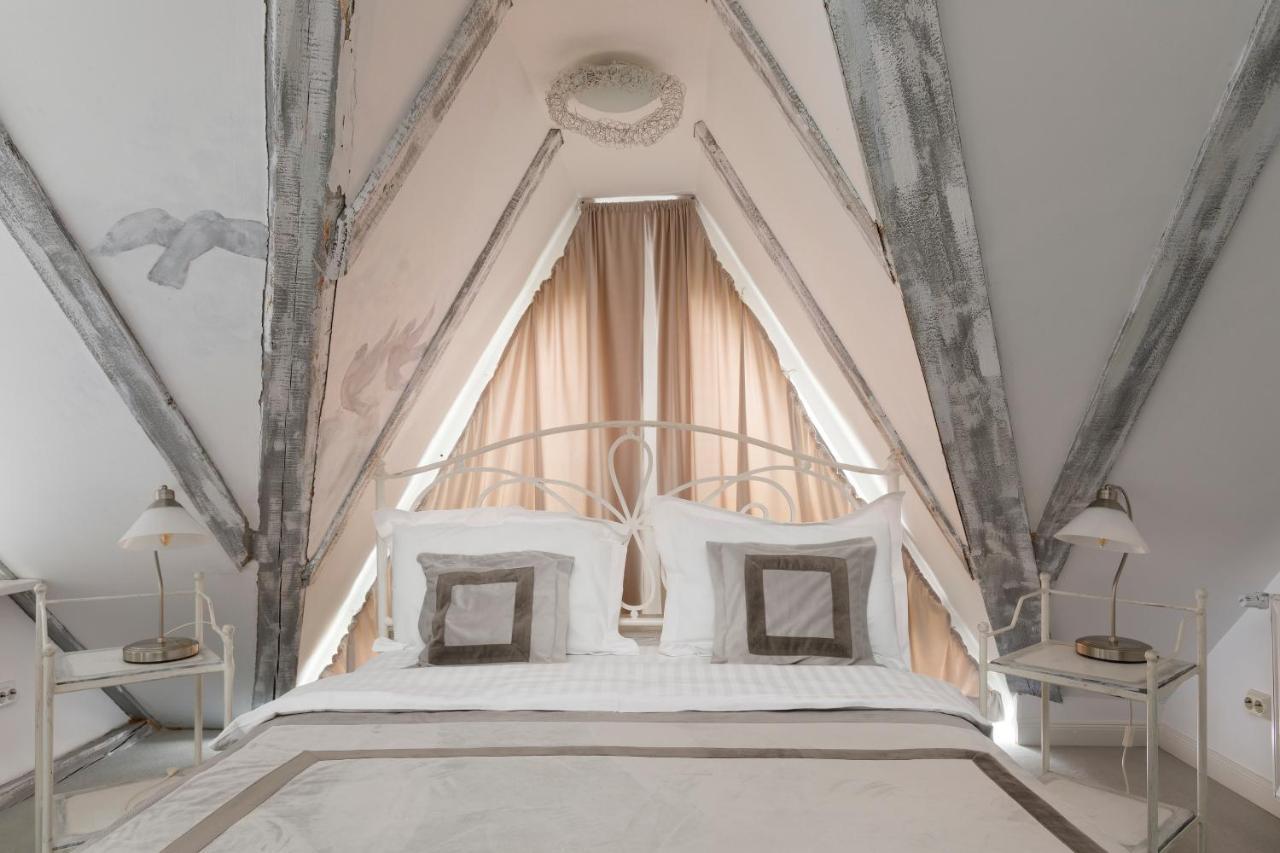 Conacul Archia Hotel Deva Bagian luar foto