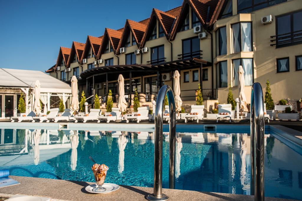Conacul Archia Hotel Deva Bagian luar foto