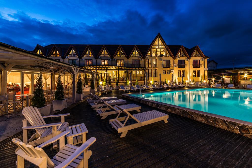 Conacul Archia Hotel Deva Bagian luar foto