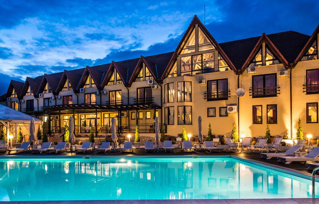 Conacul Archia Hotel Deva Bagian luar foto